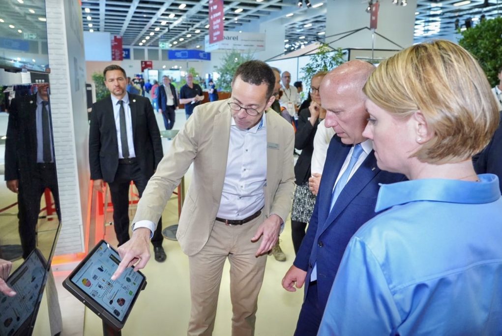 IFA, Berlins Bürgermeister informiert sich IFA, Berlins Bürgermeister informiert sich